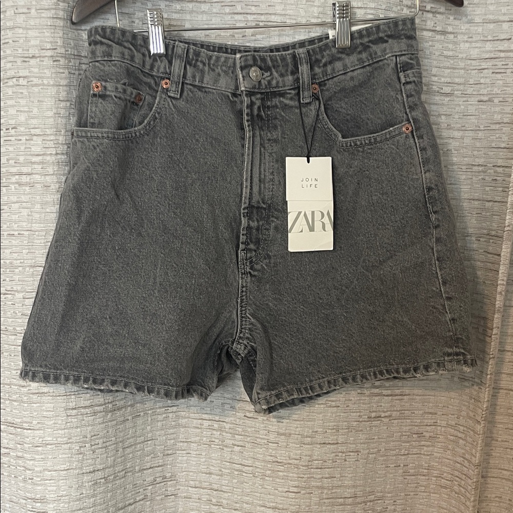 Zara Women's Charcoal Jean Shorts